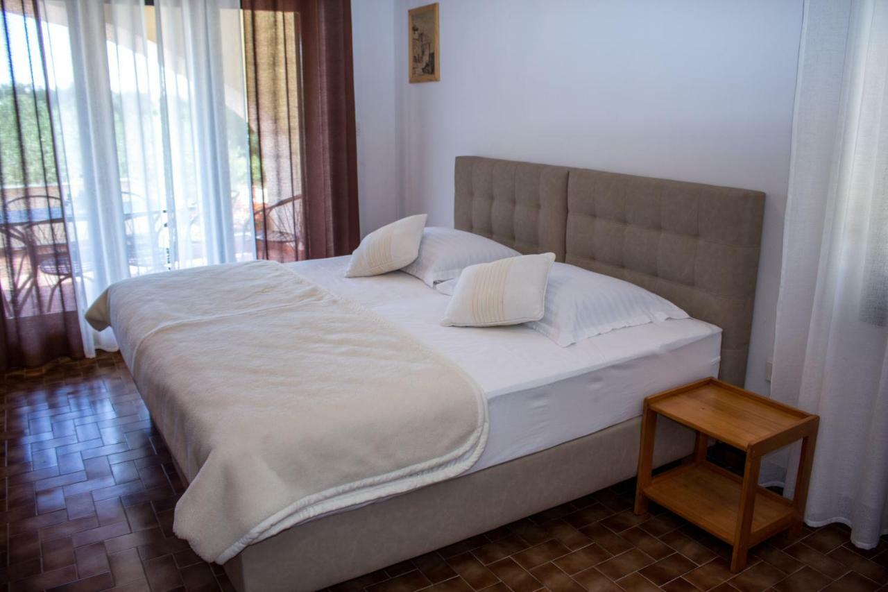 Apartman Mariolina Appartement Krk Town Buitenkant foto