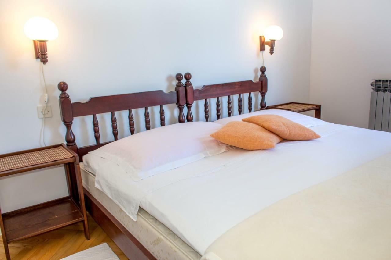 Apartman Mariolina Appartement Krk Town Buitenkant foto